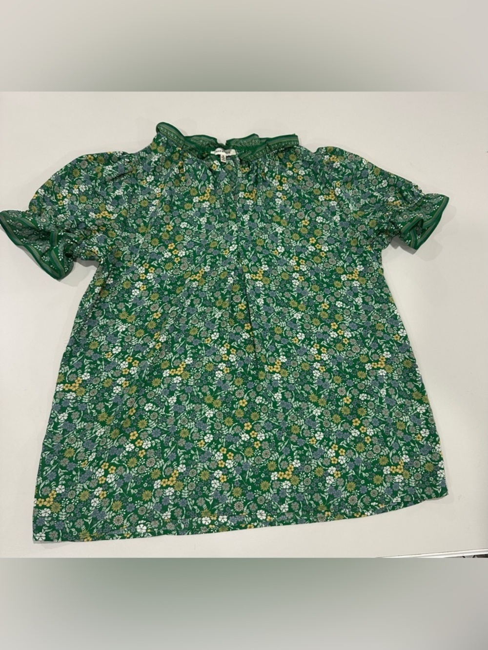 Max Studio Green Floral Short Sleeve Peasant Top
